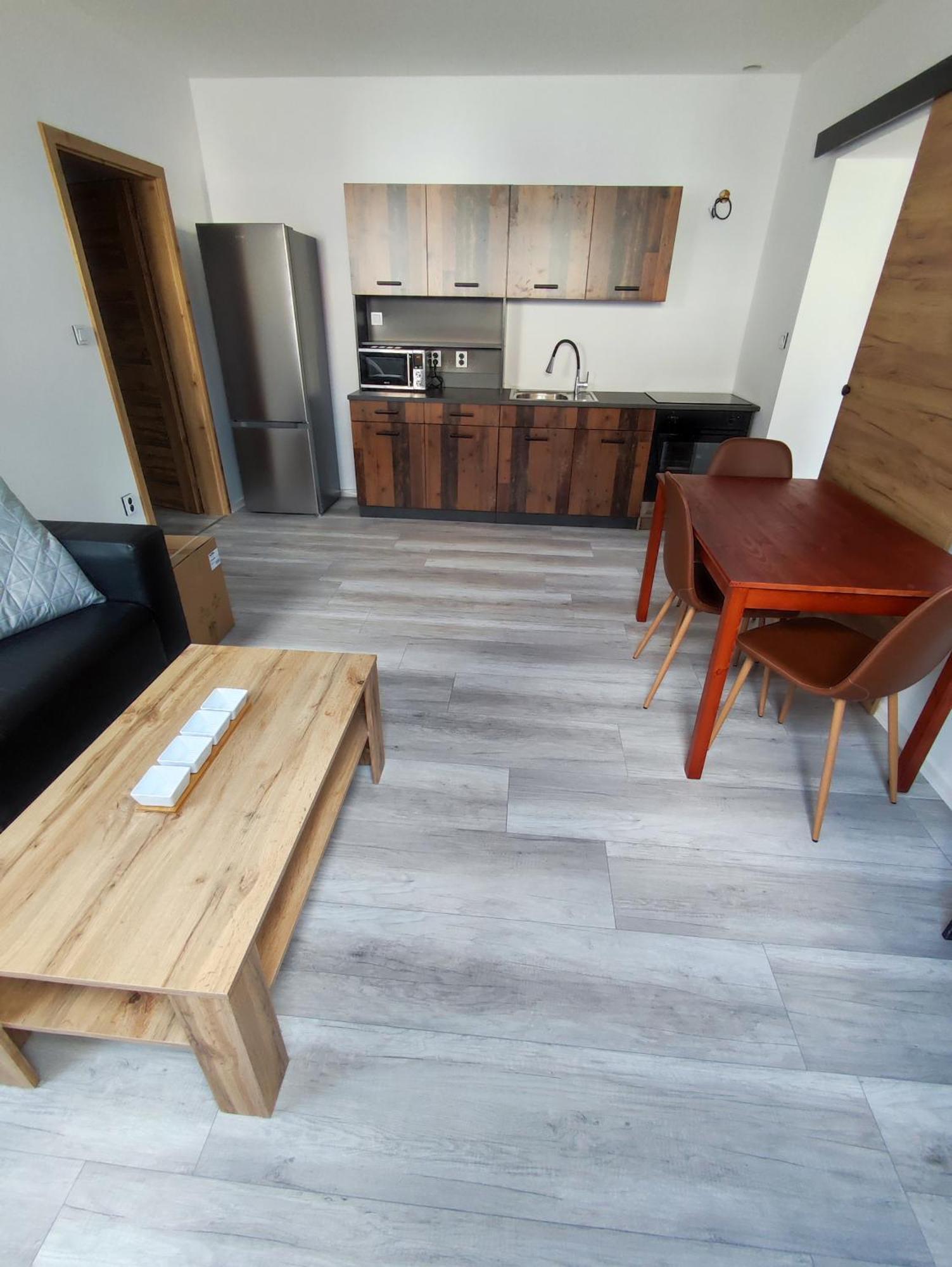 Apartmány HAVLÍČKOVA Česká Lípa Esterno foto